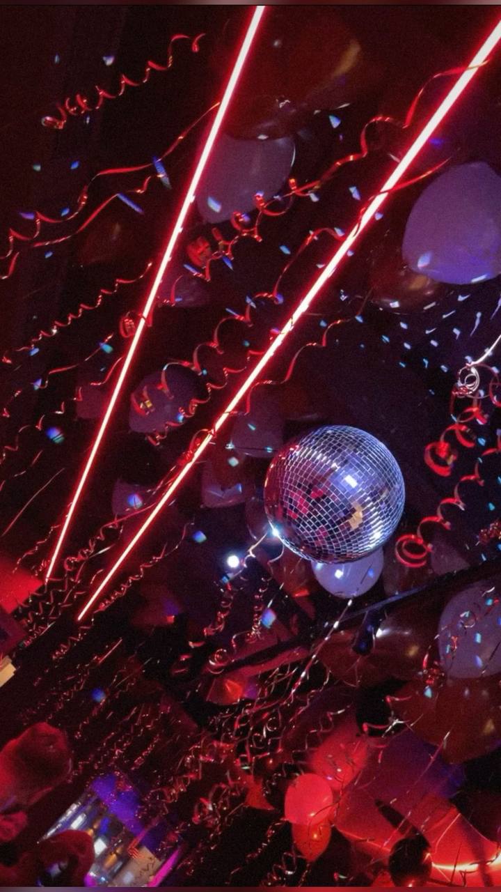 🪩Дискотеки на льду
⛸️ 15 декабря 18:00-19:30 — Музыкальные беседы «Народное караоке»
🚌Домик добра «Москва помогает» на Тверской площади
⛸️ 15 декабря 18:00-20:00 — Зимняя дискотека
🚌территория за школ... | Сетка — социальная сеть от hh.ru