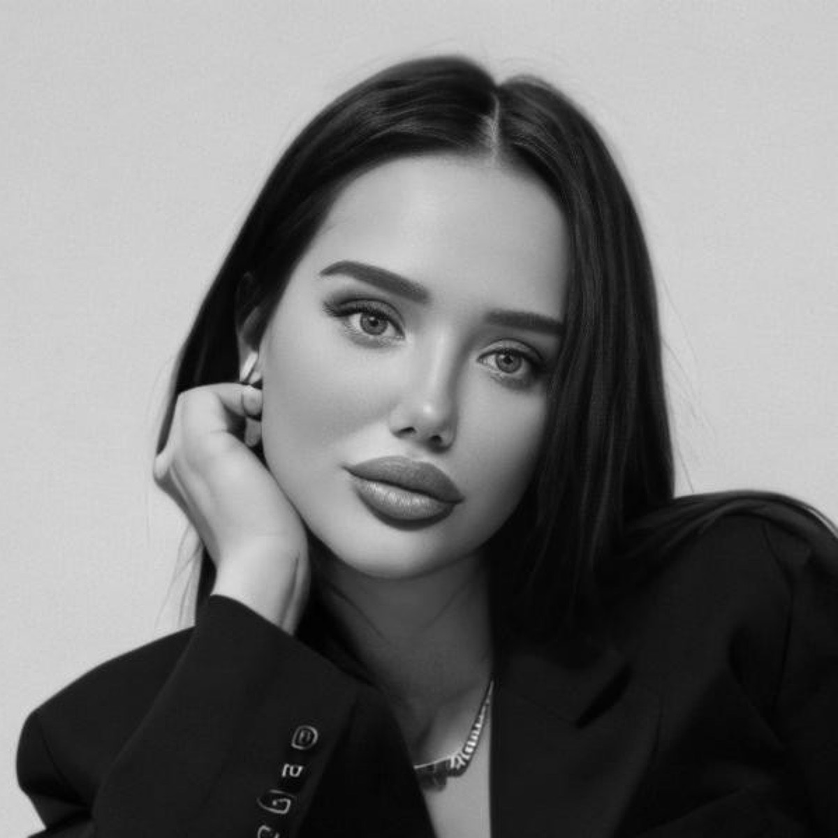 Вера Павлова | Сетка — социальная сеть от hh.ru