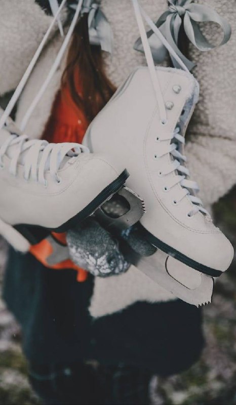⛸️Бесплатный каток в парке «Останкино»
Вт-Пт 10:00-22:00
Сб-Вс 13:00-22:00
➡️Вход со своими коньками свободный
💵Прокат коньков от 350₽
🚌1-я Останкинская ул., 7А, м | Сетка — социальная сеть от hh.ru