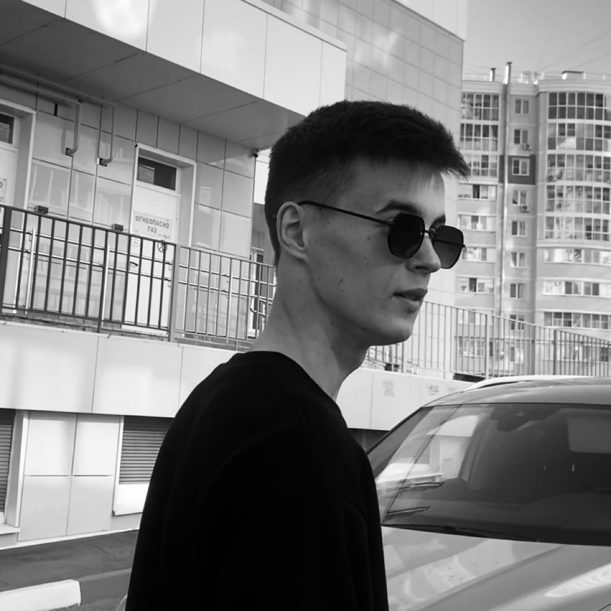 Евгений Петров