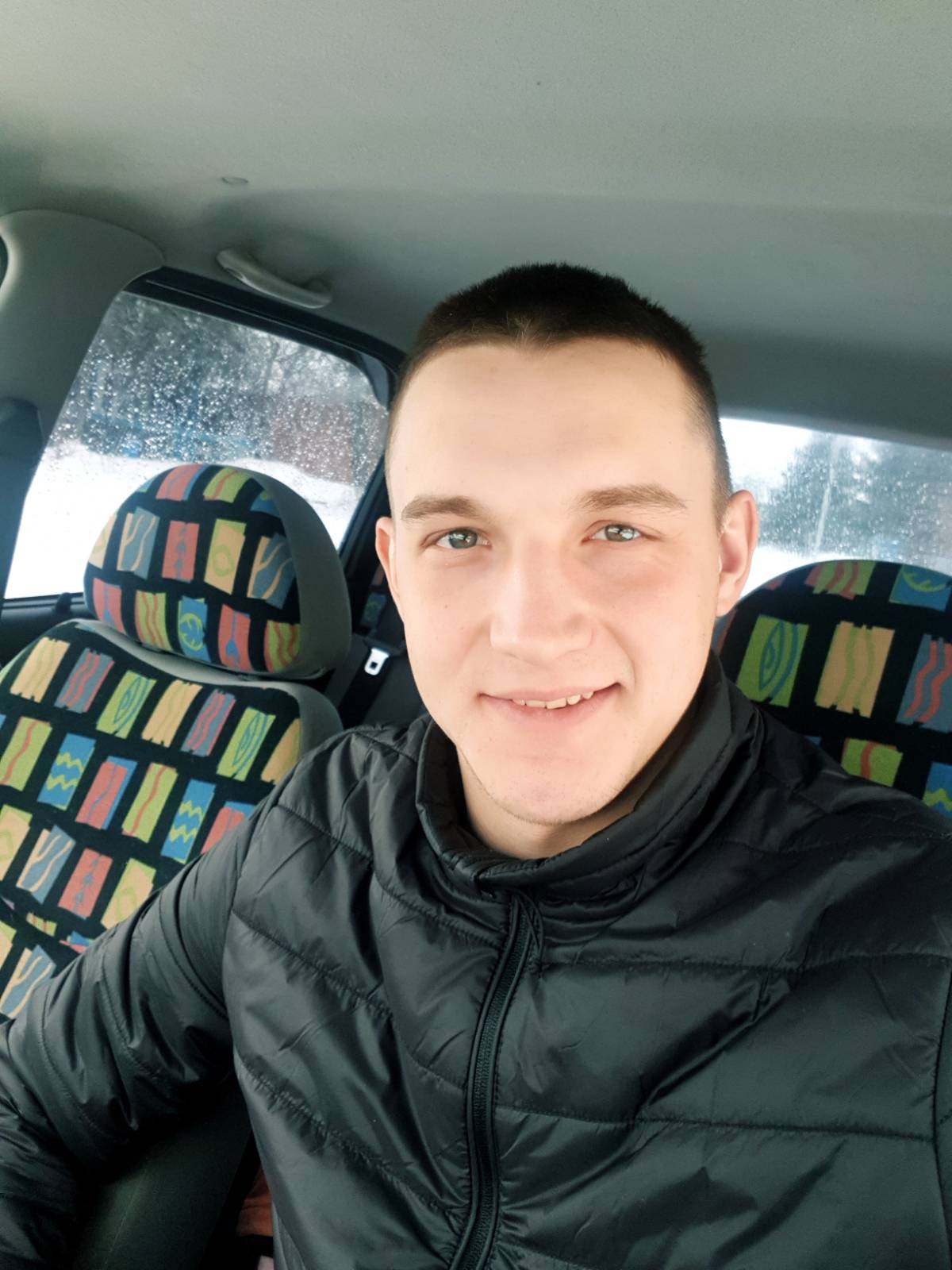 Евгений Шарапов