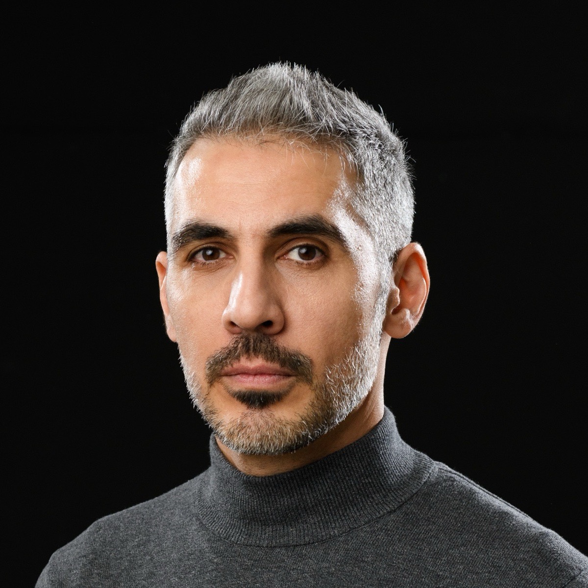 Ренат Ханзаров | Сетка — социальная сеть от hh.ru