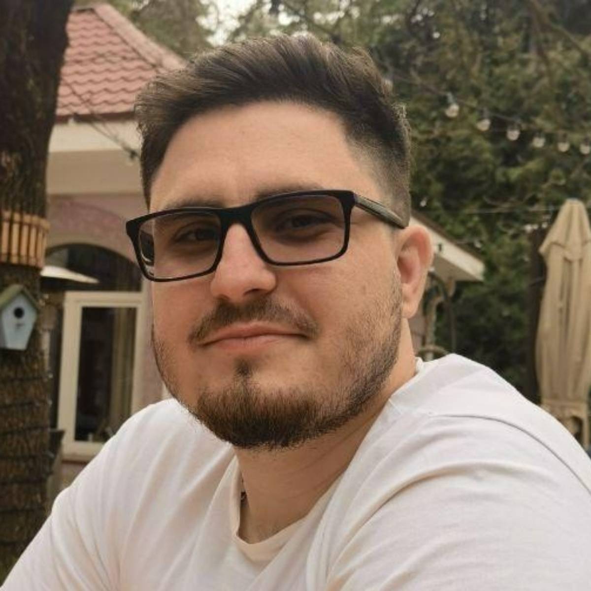 Даниил Артамонов