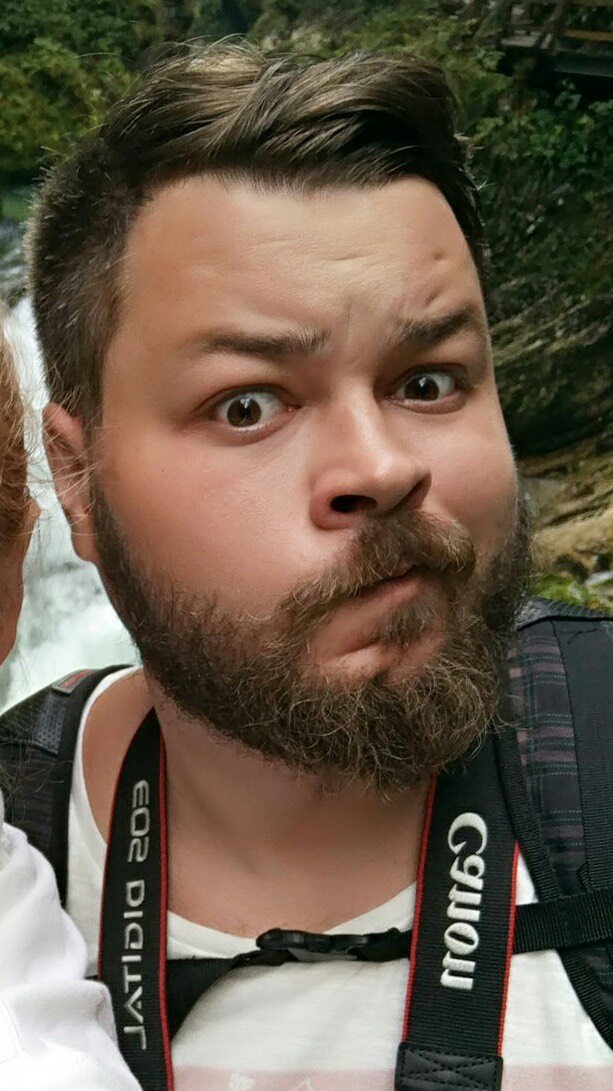 Андрей Коряковцев