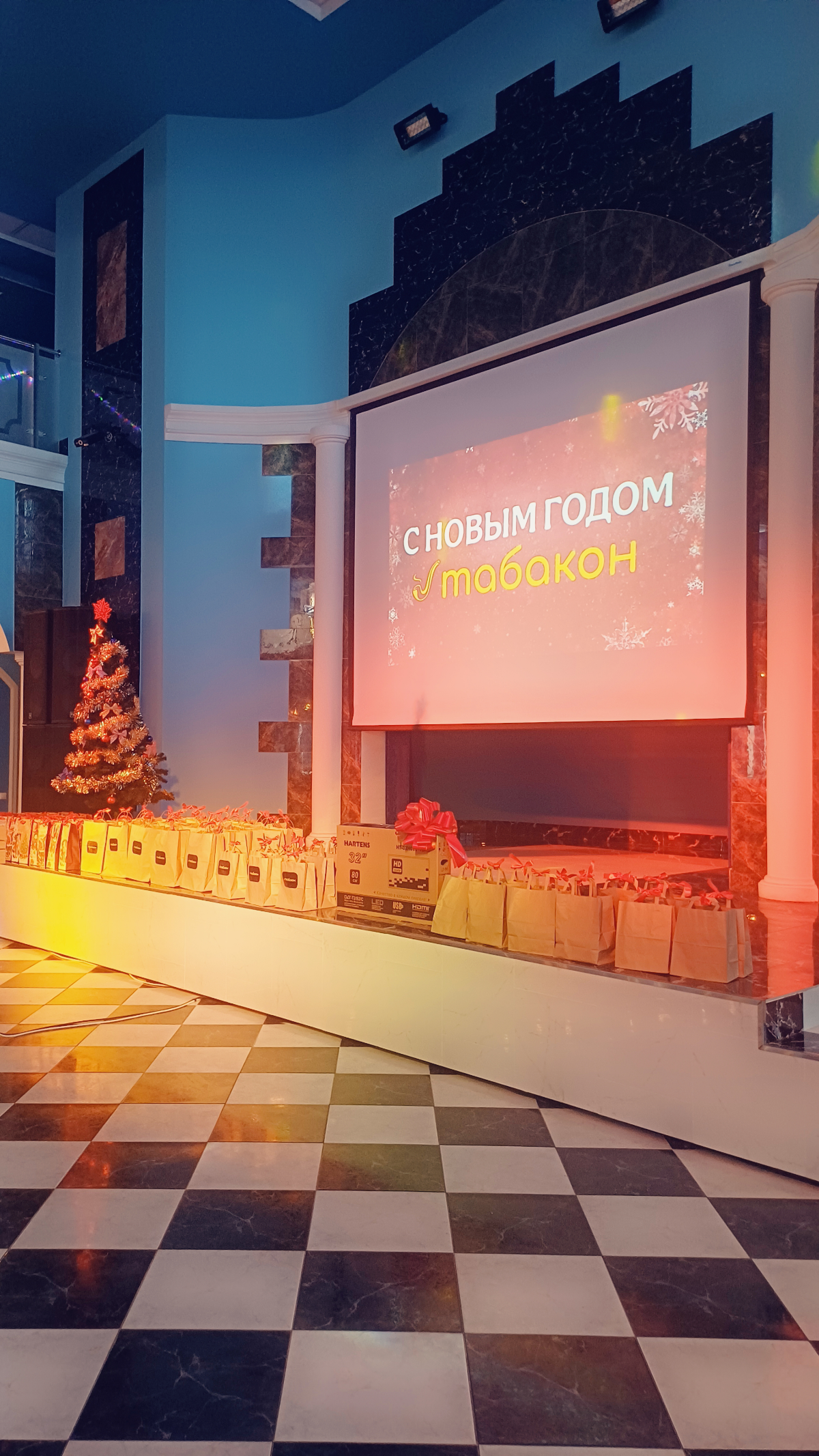 Розничный корпоратив🎄🎁 | Сетка — социальная сеть от hh.ru