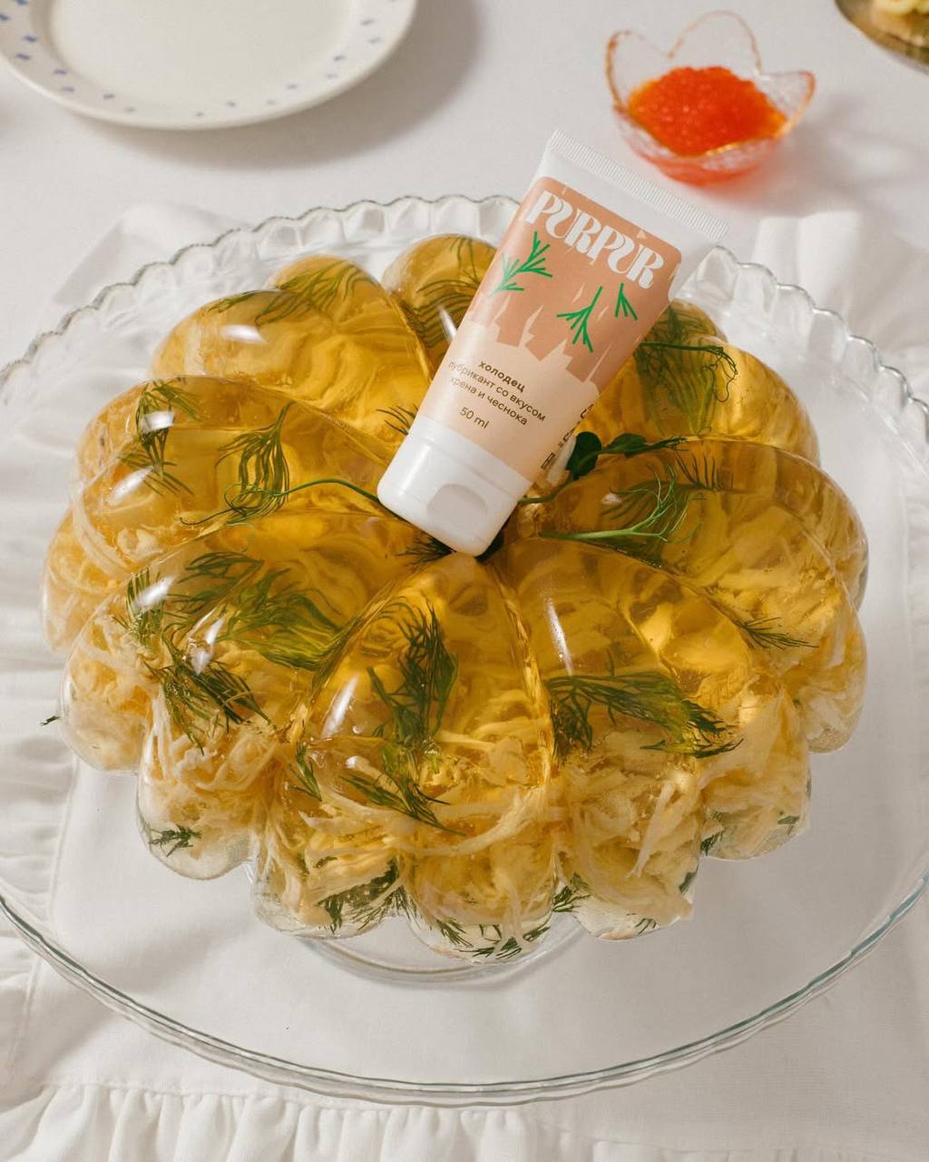 ЧЕГОО? Бренд Purpur дропнул коллекцию лубрикантов со вкусами новогодних блюд 🐸
Есть селедка под шубой, холодец, просекко и рождественское полено. ЗАВЕРНИТЕ ВСЕ 😏
🍕 зумеры любят пиццу | Сетка — социальная сеть от hh.ru