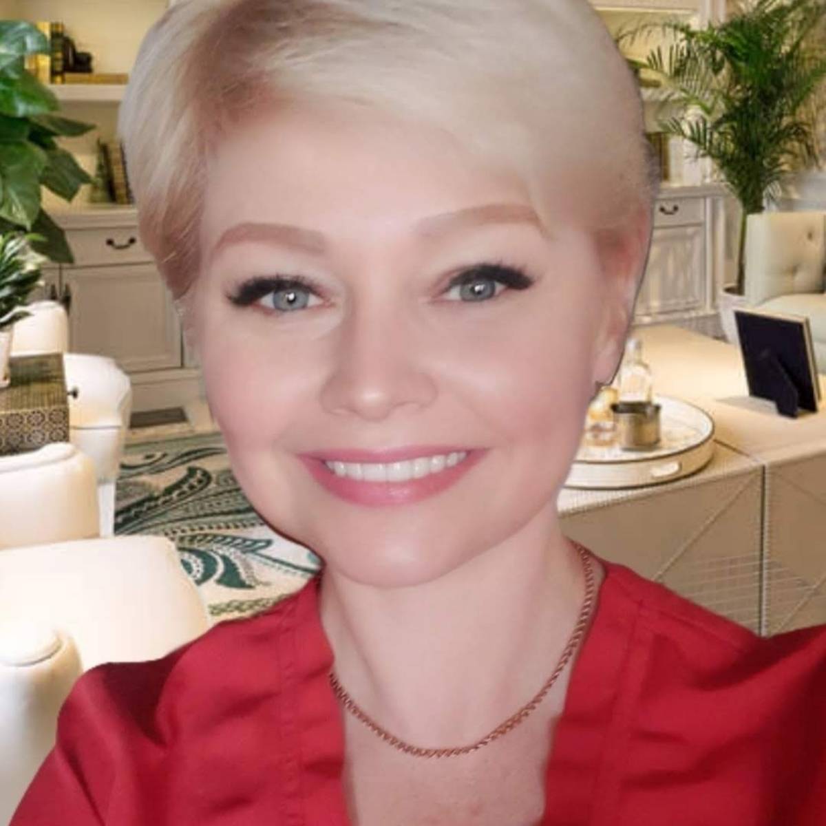 Елена Погарцева