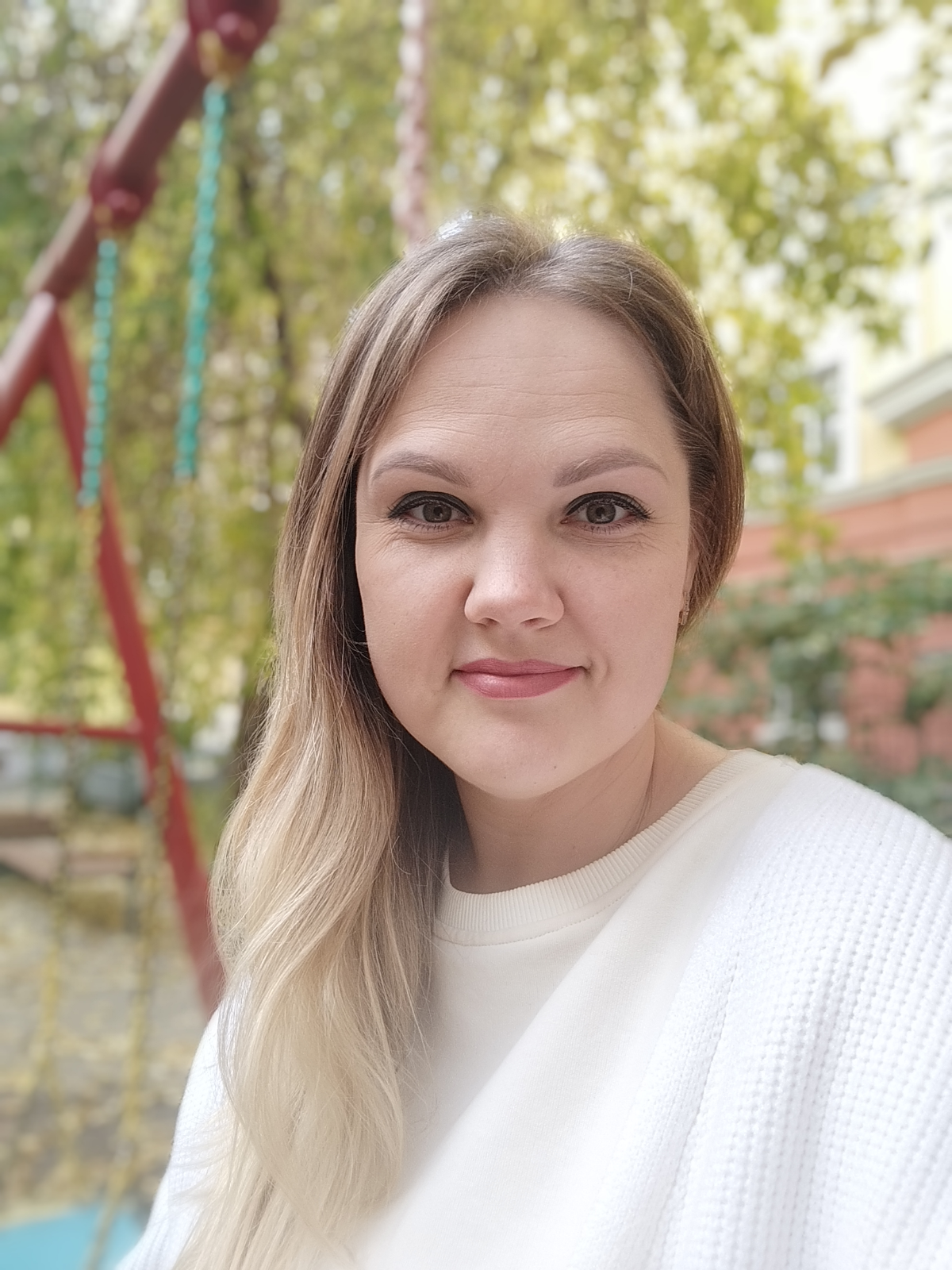 🩶Когда у меня случались неприятности на работе, я делилась с мамой.
🩶Когда не могла выполнить план, брала себе подобных, и вместе мы находили виноватых и тех, кто завысил план | Сетка — социальная сеть от hh.ru