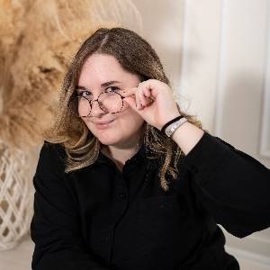 Елена Беннер