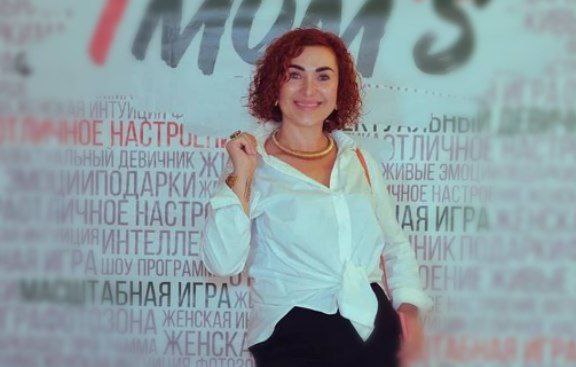 Все знают что косметология -это та самая сфера
📎-Мастерство ,оно тогда мастерство ,когда  оно передаётся другим
И это делает меня мной
По этому случаю не один день веду уроки красоты для своих
📎 Косме... | Сетка — социальная сеть от hh.ru
