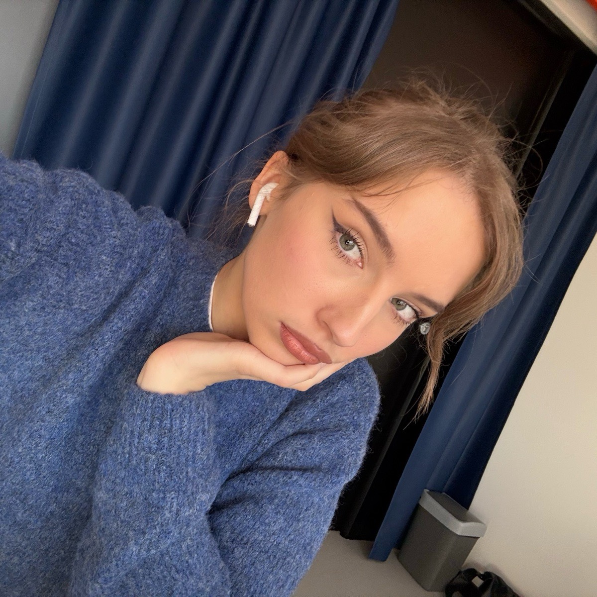 Арина Бражникова