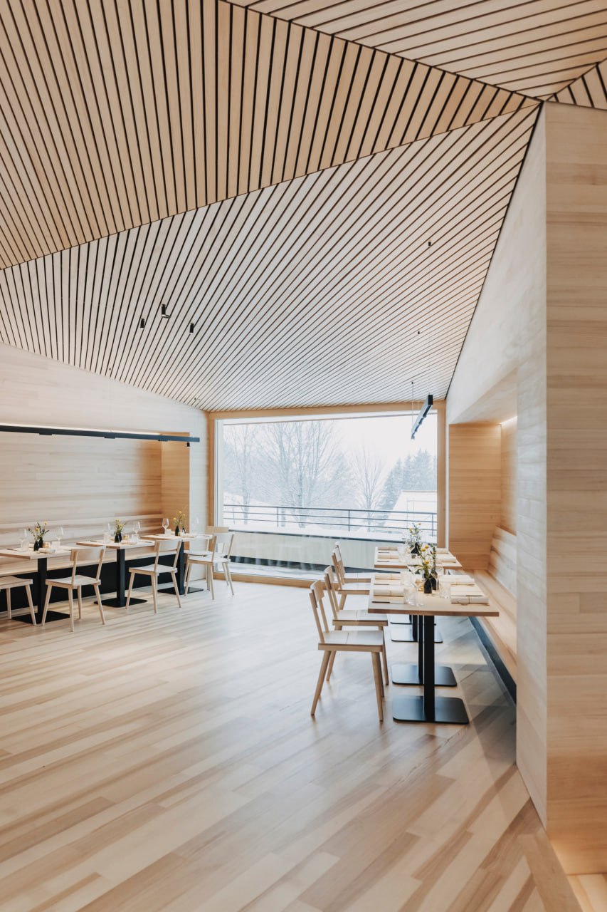 📍Peterhof Chalets
Очаровательные шале в австрийских Альпах, у горнолыжного курорта Фуркс | Сетка — социальная сеть от hh.ru