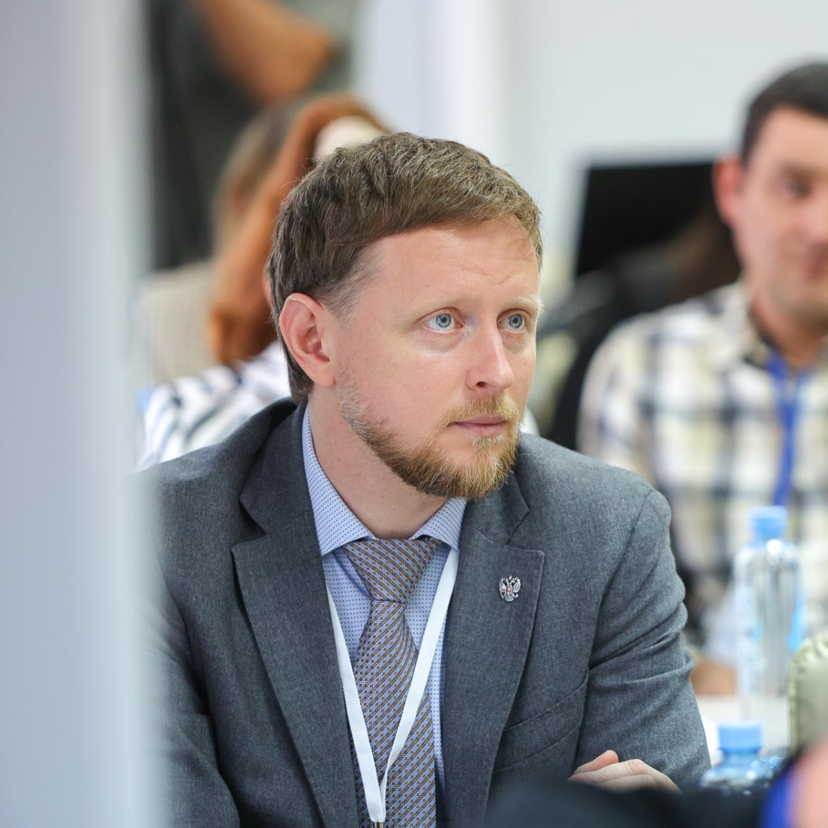 Сегодня на прямой линии с президентом прозвучала важная тема — обеспечение отдалённых регионов доступом к скоростному интернету | Сетка — социальная сеть от hh.ru