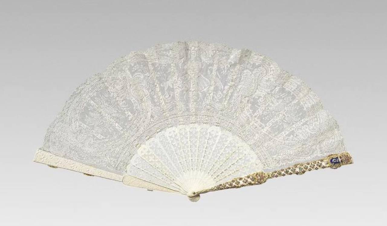 Гид для московских интеллектуалов 
Если ты хочешь вдохновиться чем-то большим, чем новогодняя мишура, у меня для тебя хорошие новости | Сетка — социальная сеть от hh.ru