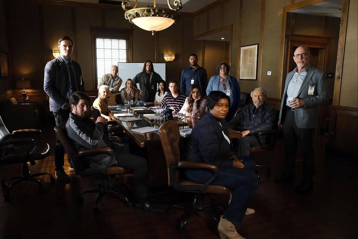 Клинт Иствуд 
Иствуд уже давно легенда. Воплощение таланта и непоколебимой воли. Его режиссёрская карьера — это отдельная глава, где каждый фильм — вызов самому себе и зрителю | Сетка — социальная сеть от hh.ru