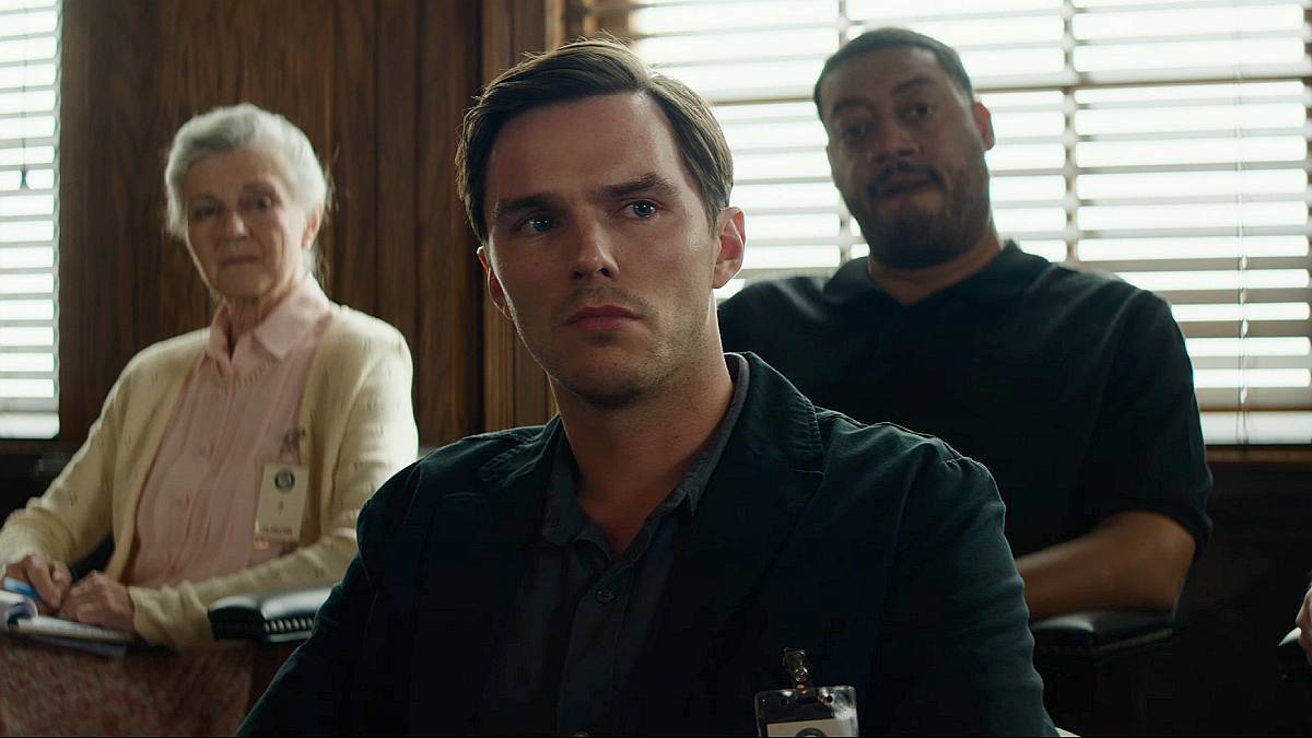 Клинт Иствуд 
Иствуд уже давно легенда. Воплощение таланта и непоколебимой воли. Его режиссёрская карьера — это отдельная глава, где каждый фильм — вызов самому себе и зрителю | Сетка — социальная сеть от hh.ru