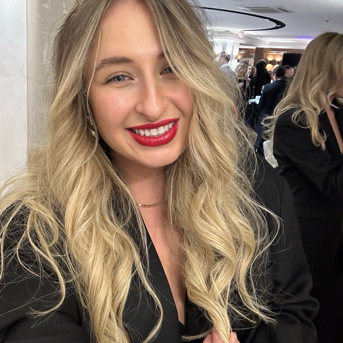 Ксения Авидиян | Сетка — социальная сеть от hh.ru