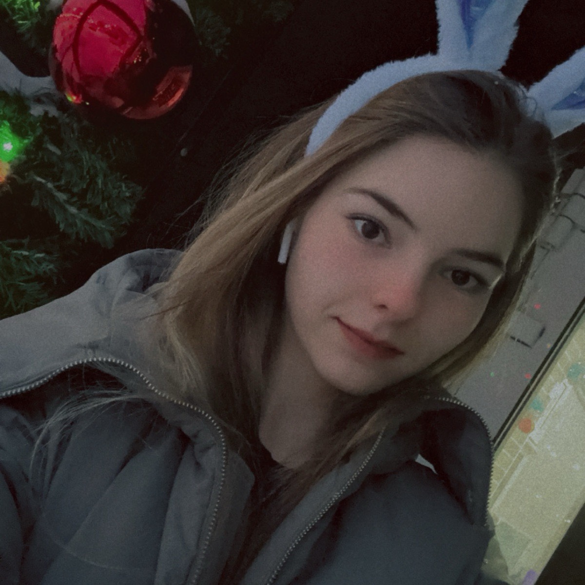 Анфиса Лозовая