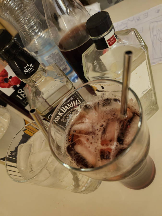 #Живели #ВашеЗдоровье #Cheers 🍹 🍸 🤩 | Сетка — социальная сеть от hh.ru