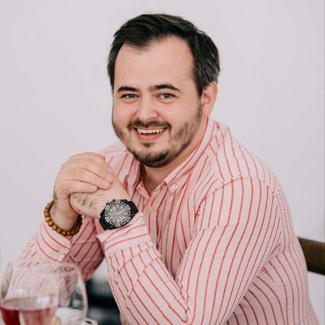 Валентин Витегер | Сетка — социальная сеть от hh.ru