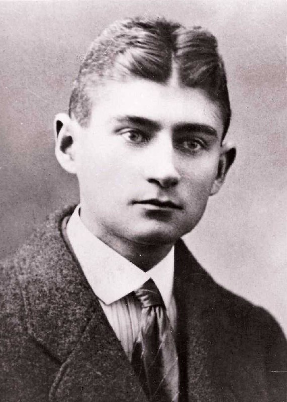 Франц Кафка✍🏻 От этого раннего вставания, — подумал он, — можно совсем обезуметь. Человек должен высыпаться.#цитата
Telegram канал Дом-Книг📕📗📘📙https://t.me/domkn | Сетка — социальная сеть от hh.ru
