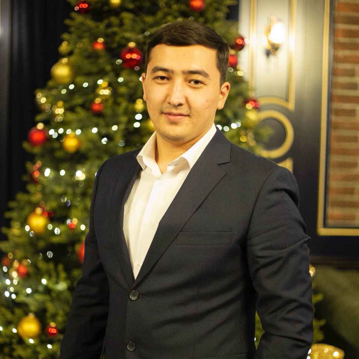 Алишер Сулайманов | Сетка — социальная сеть от hh.ru