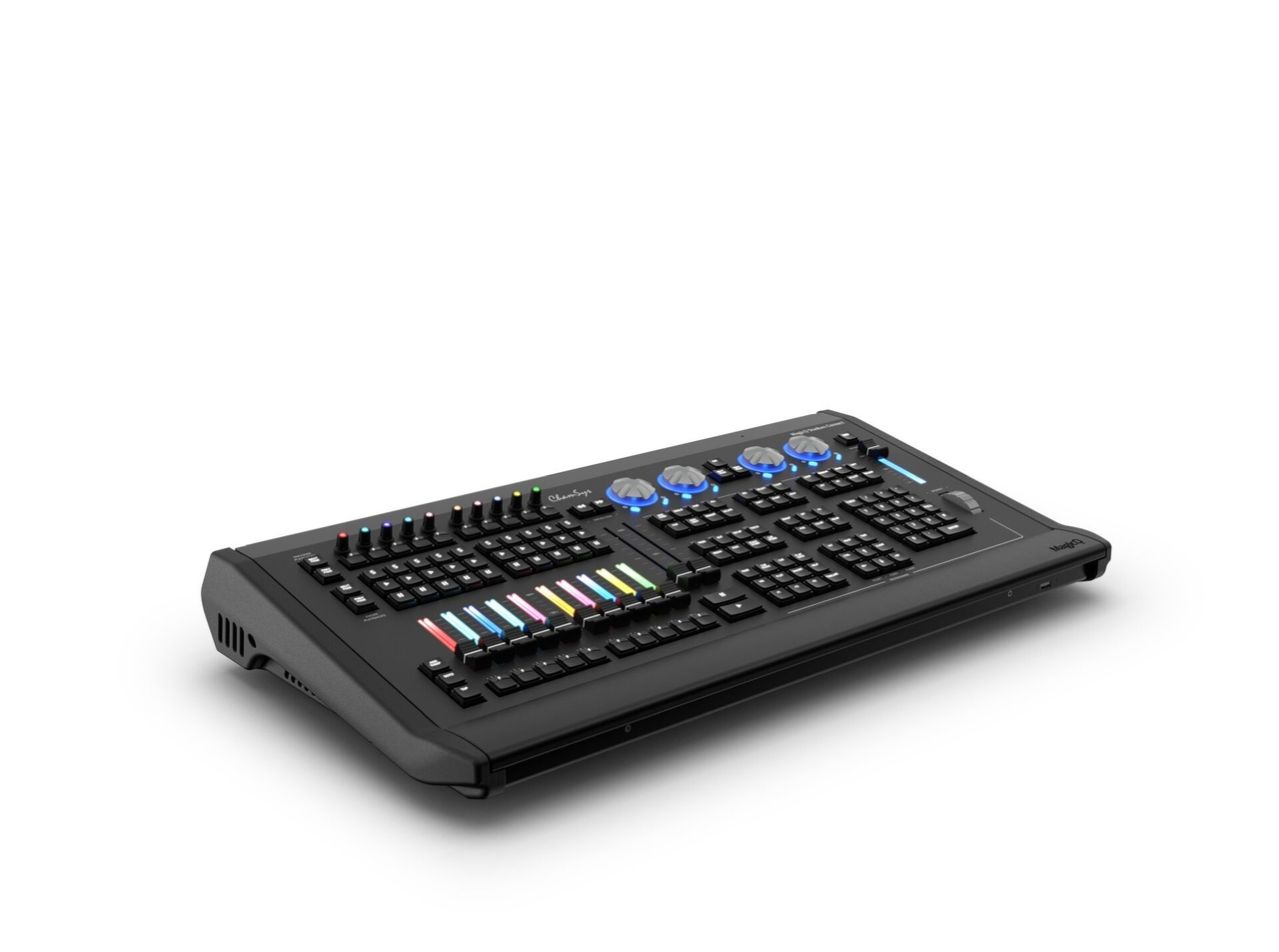 Крыло MagicQ Stadium Connect
Бренд: Chamsys
Артикул: CS200025
Наличие: 4 шт.
64 DMX потока(через PC)10 Моторизованных фейдеров. 10 энкодеров для управления плейбеками. 4 энкодеров управления | Сетка — социальная сеть от hh.ru