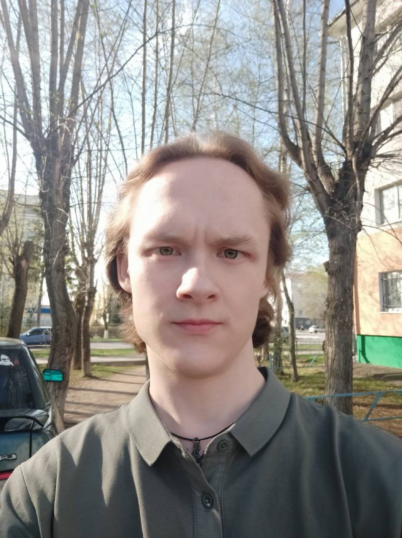 Иван Хвалев