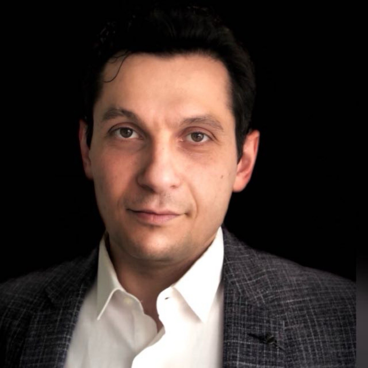 Ара Алексанян | Сетка — социальная сеть от hh.ru