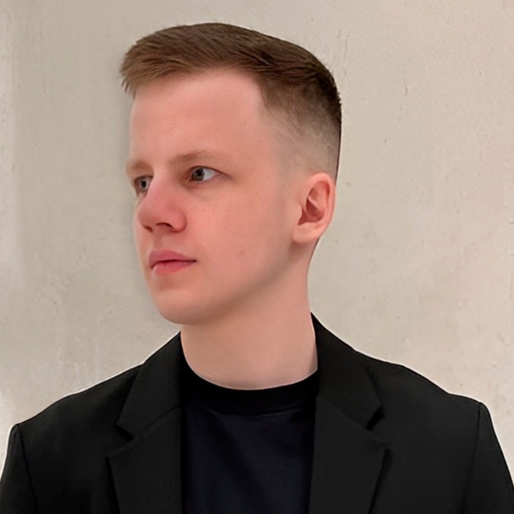 Максим Чернов