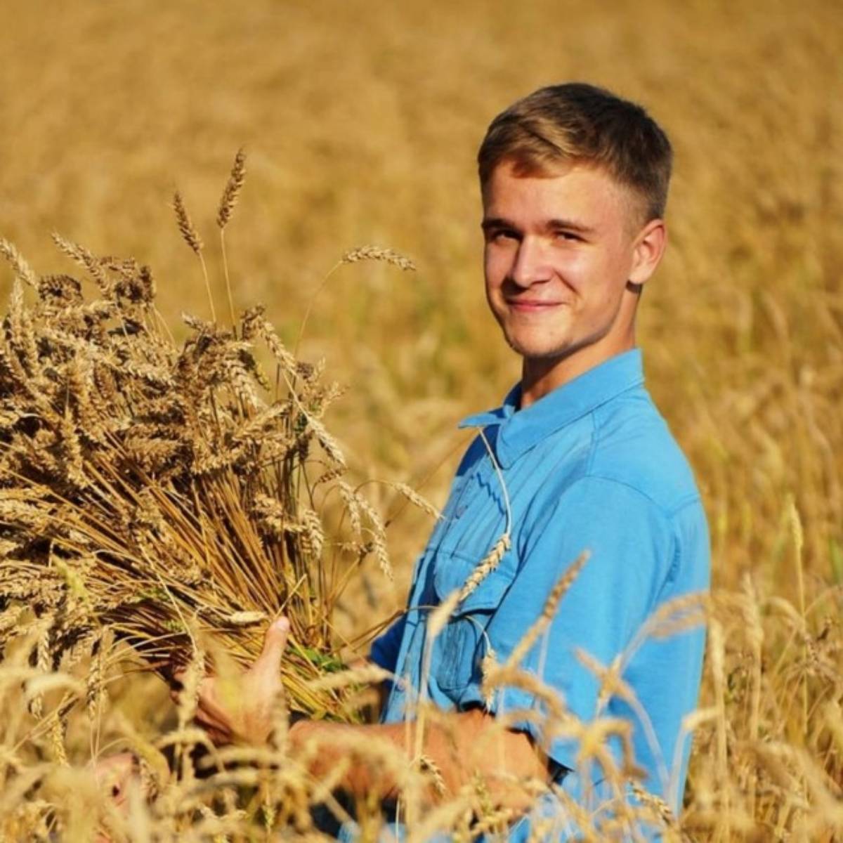 Евгений Иванов