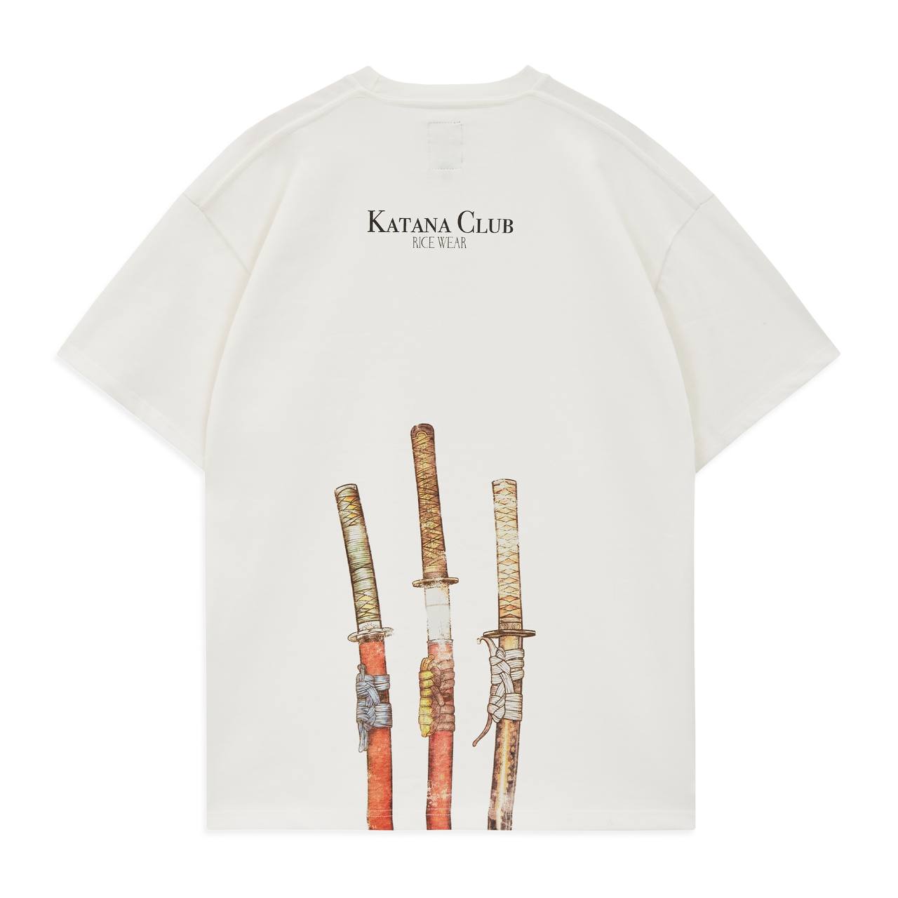 Пополнили базу футболкой – KATANA CLUB T-SHIRT в цвете MILK 🍚🌾
Еще один красивый принт с традиционными японскими элементами для вашей коллекции.
KATANA CLUB. Катана – японский меч (дайто) | Сетка — социальная сеть от hh.ru