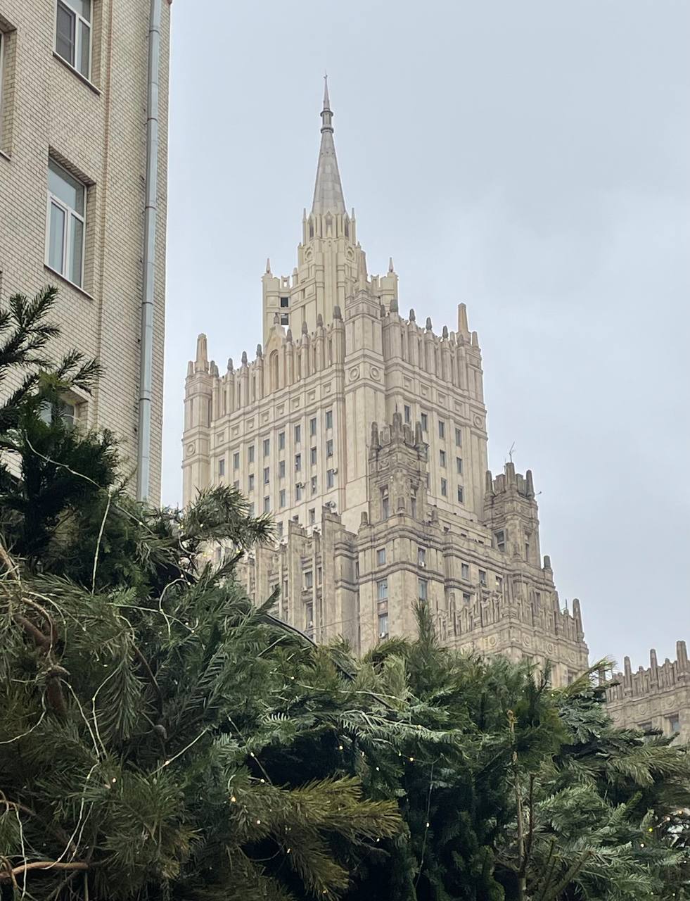 Москва предпраздничная… Старый Арбат старается… | Сетка — социальная сеть от hh.ru