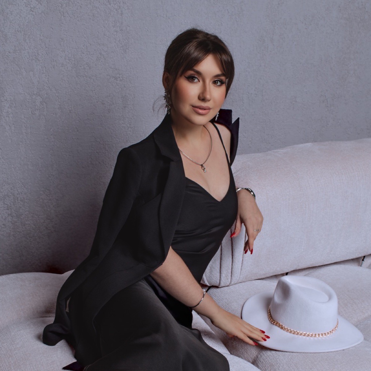 Оксана Крючкова | Сетка — социальная сеть от hh.ru