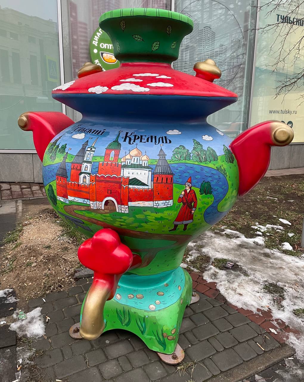 Москва предпраздничная… а на Тульской - самовары… Чаю? | Сетка — социальная сеть от hh.ru