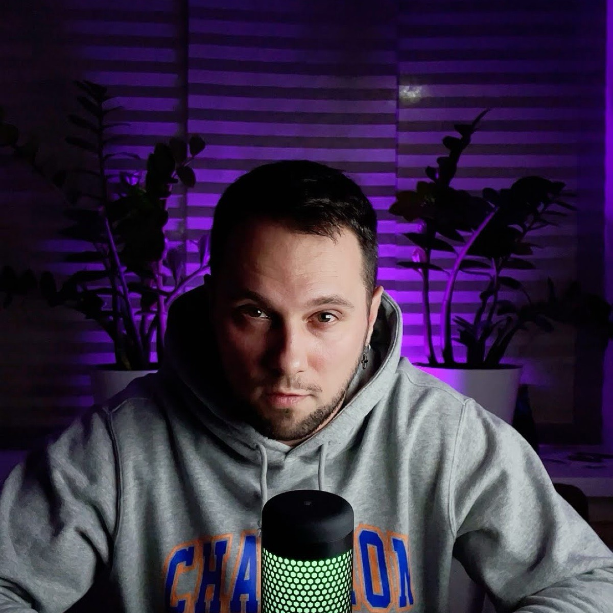 Виталий Довженко