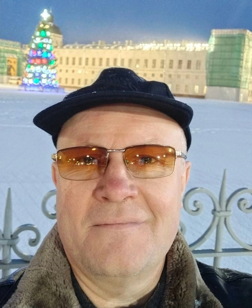 Любителей давать непрошенные советы хоть пруд пруди.
Такие люди есть среди друзей, родственников, коллег, даже случайные прохожие любят вставлять свои “5 копеек”, когда их не просишь | Сетка — социальная сеть от hh.ru
