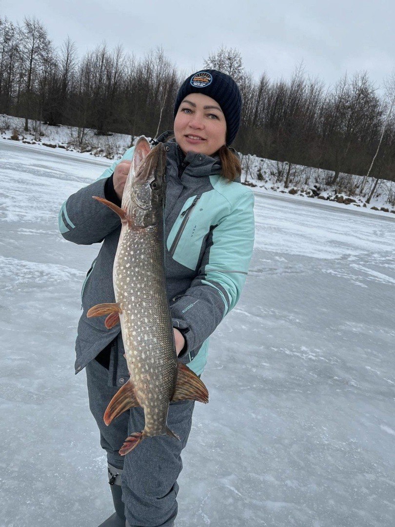Moрозный воздух, сверкающий лед и битва с хищником! 💪🐊Ловля щуки на жерлицы это настоящее приключение. А какой кайф вытащить из ледяной воды такую красавицу!
Автор: Наталья Артемьева | Сетка — социальная сеть от hh.ru