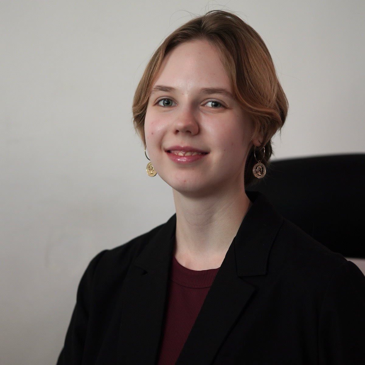 Надежда Савина | Сетка — социальная сеть от hh.ru