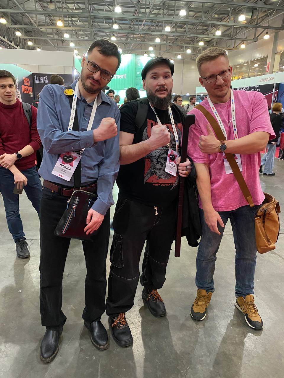 Мы тут были на РЭД ЭКСПО, ну вы знаете. Так вот, написал первый материал оттуда | Сетка — социальная сеть от hh.ru