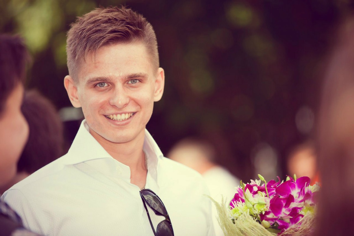 Олег Ермолаев