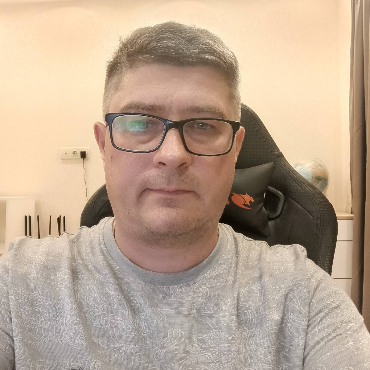 Денис Колесов