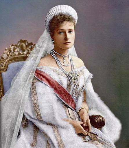 Анастасия 
Много пишут о самых новогодних фильмах, и я поняла, что у каждого он свой. Всё зависит от того, где и когда ты рос. Я, например, милизумер, поэтому в моём списке всегда будет Гарри Поттер | Сетка — социальная сеть от hh.ru