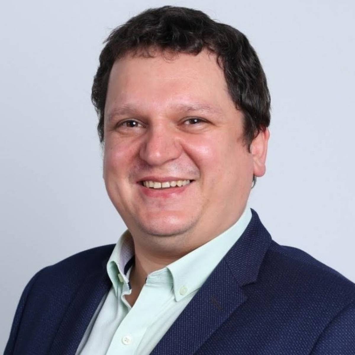 Михаил Николаев