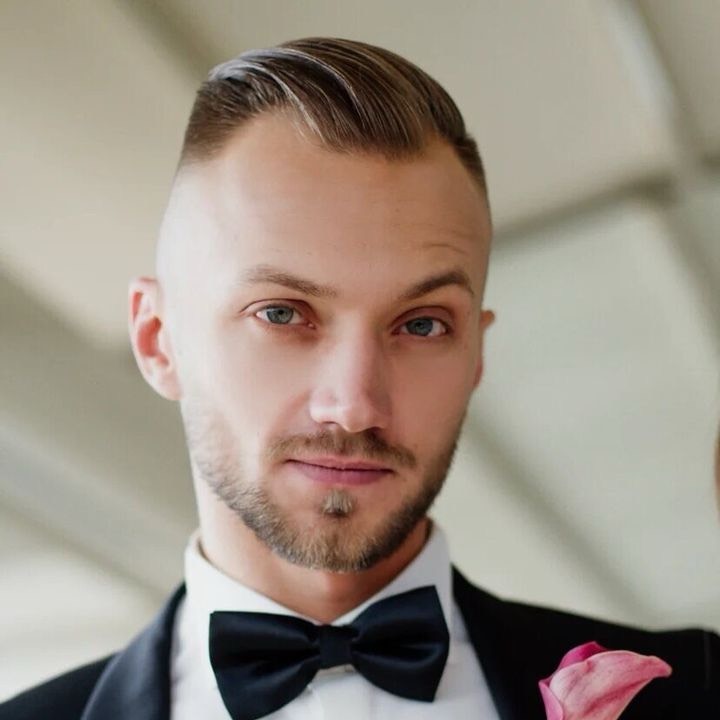 Владимир Романов