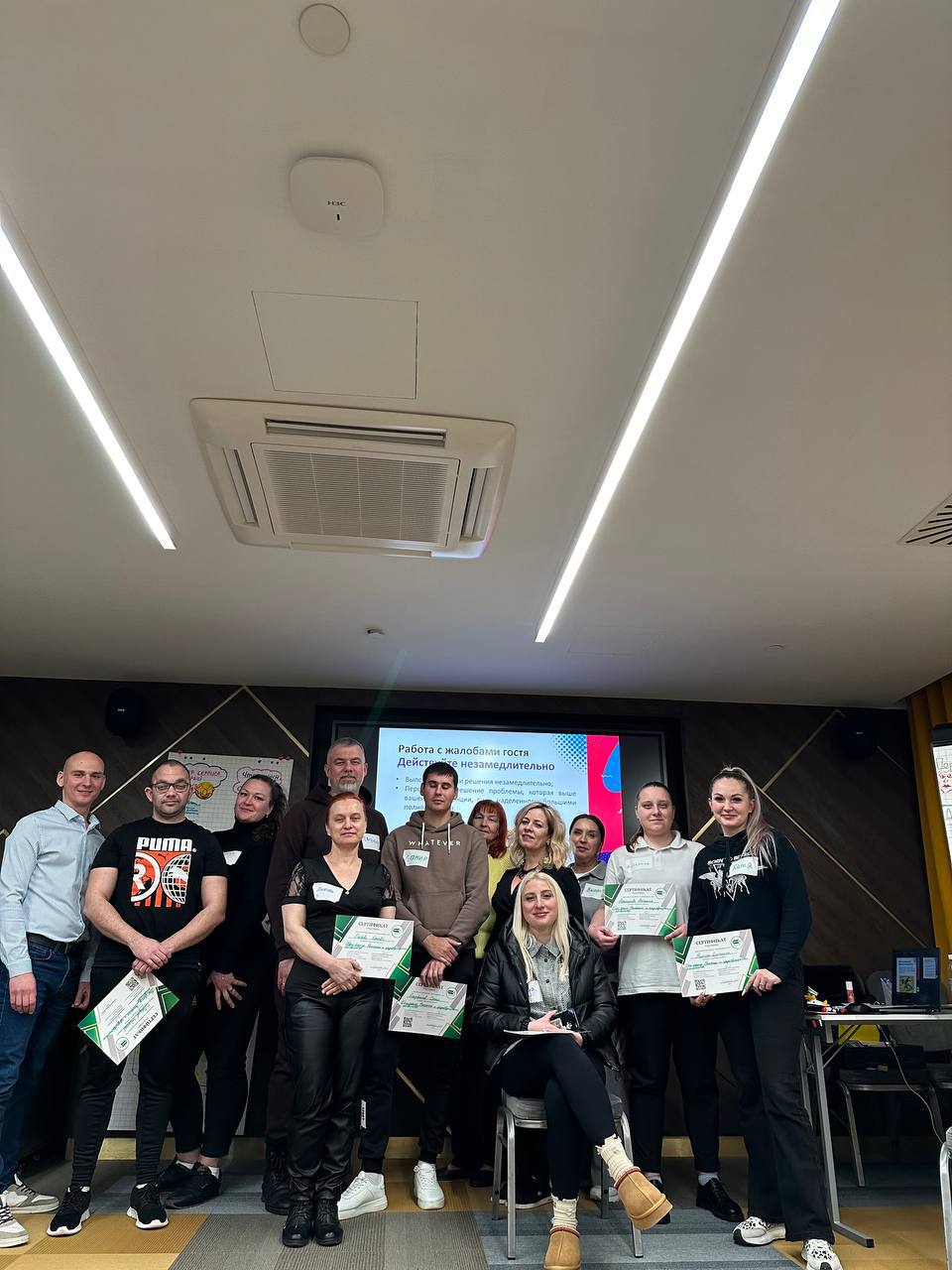 💡 Провели три дня с замечательной командой отелей Tulip inn и Golden Tulip Роза Хутор
❄️Разбирали портреты гостей и придумывали идеи для Wow-сервиса
❄️Учились предотвращать и решать конфликты 
❄️Вспом... | Сетка — социальная сеть от hh.ru