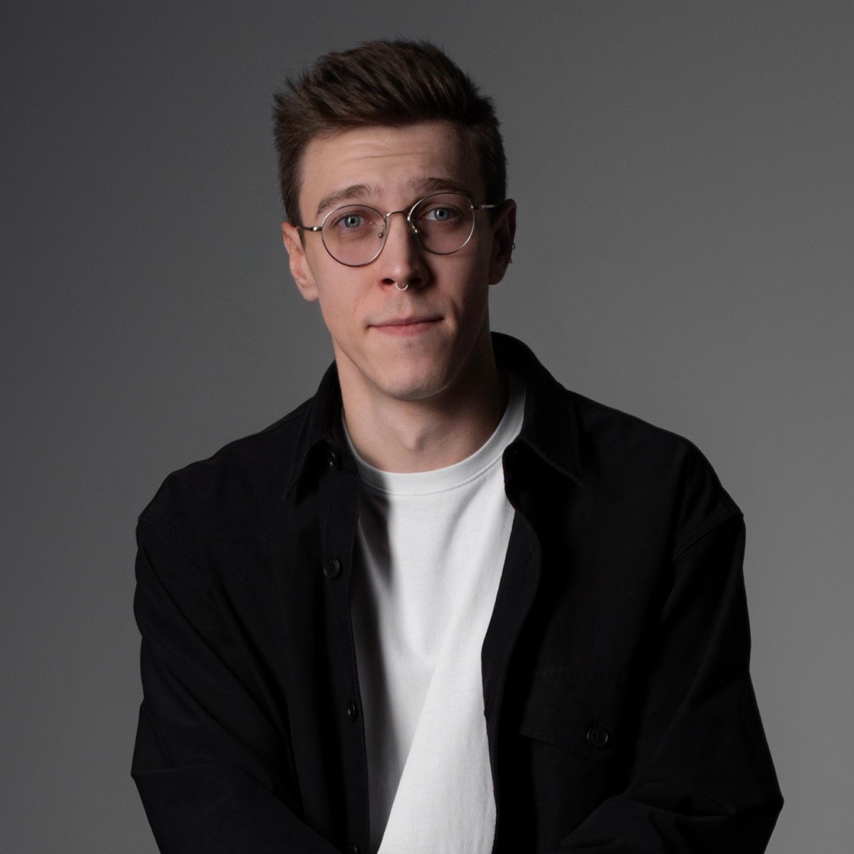 Миша Дубровский