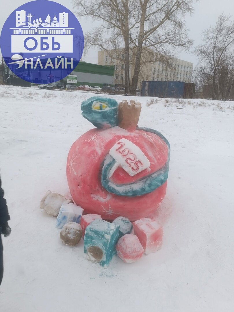 ↗ Эко-парк Обской официально и торжественно открыт! Ура-ура-ура!
Счастливые горожане лепили снежные фигуры и катались на оленях | Сетка — социальная сеть от hh.ru