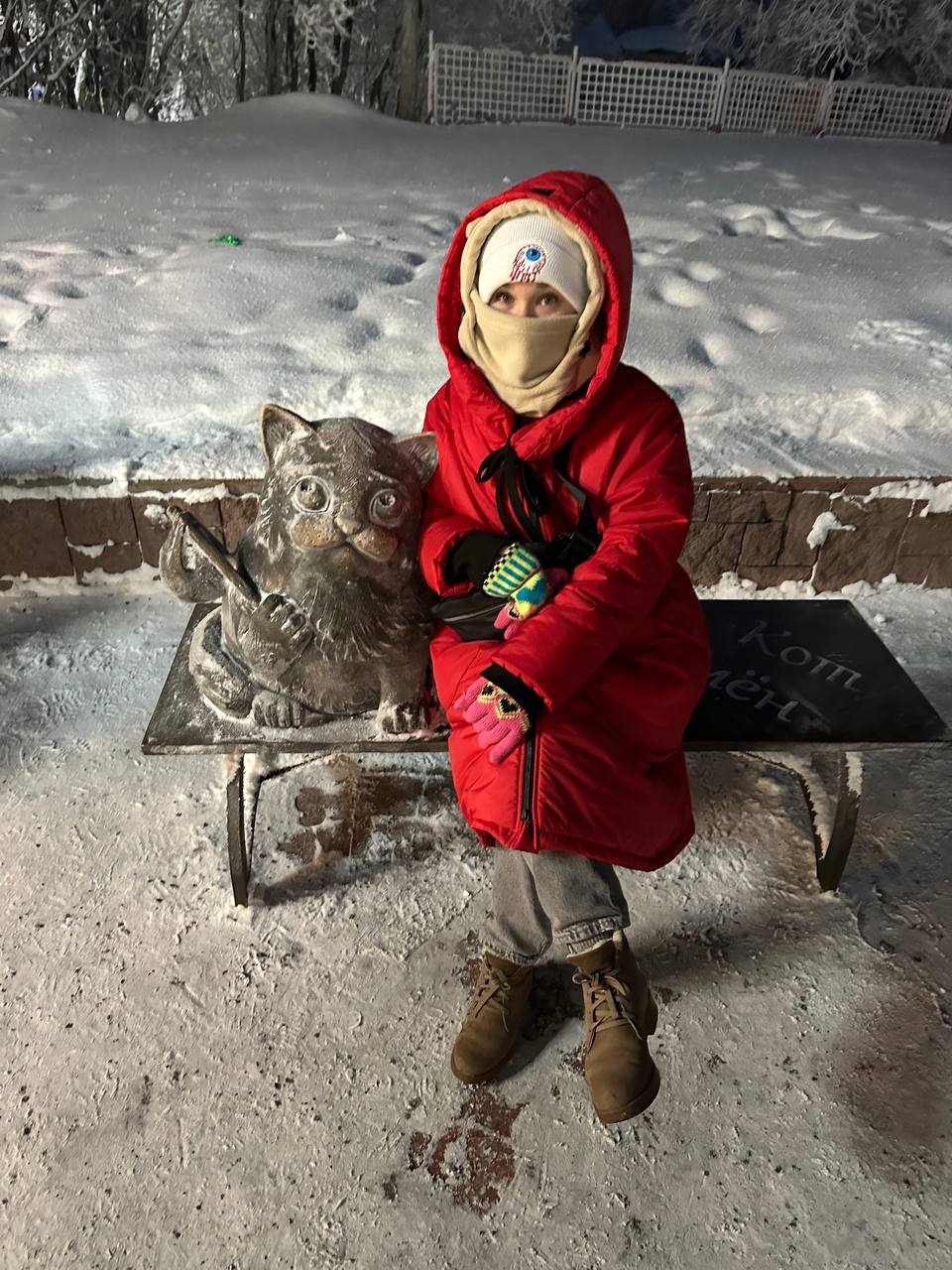 ❄️🦌🦪Одна из причин моего долгого молчания в канале, помимо дедлайнов, — поездка в Мурманск и Териберку на день рождения.
Хочу поделиться несколькими интересными фактами и наблюдениями | Сетка — социальная сеть от hh.ru
