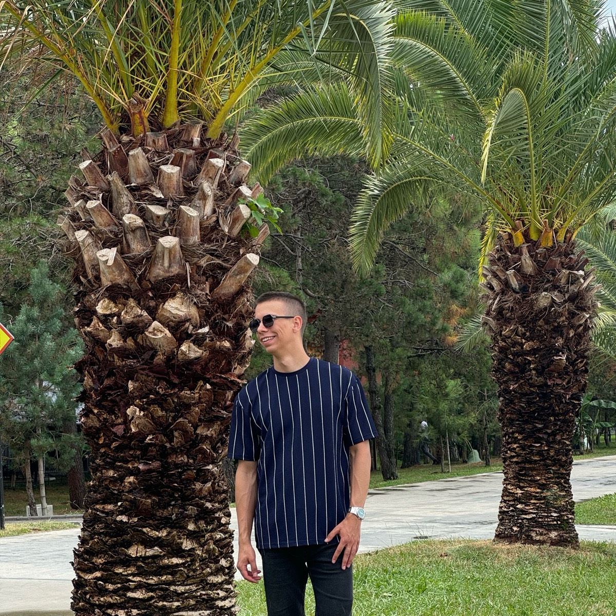 Александр Листванович | Сетка — социальная сеть от hh.ru